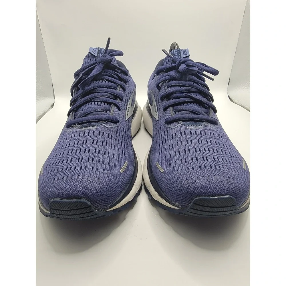Brooks ghost 13
